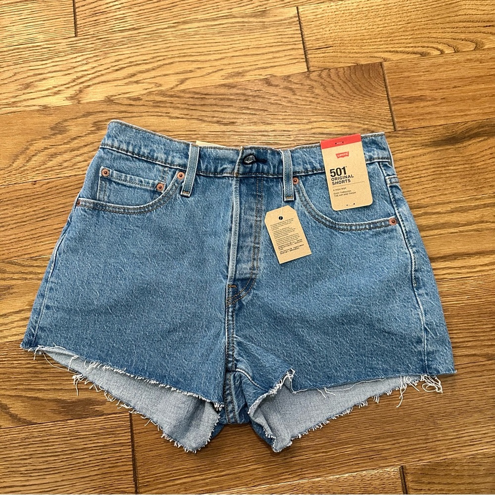 NWT Levi’s 501 shorts